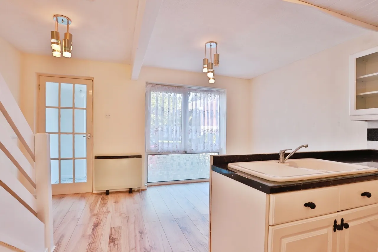 Burnham Road, Burton, BH23, photo 12