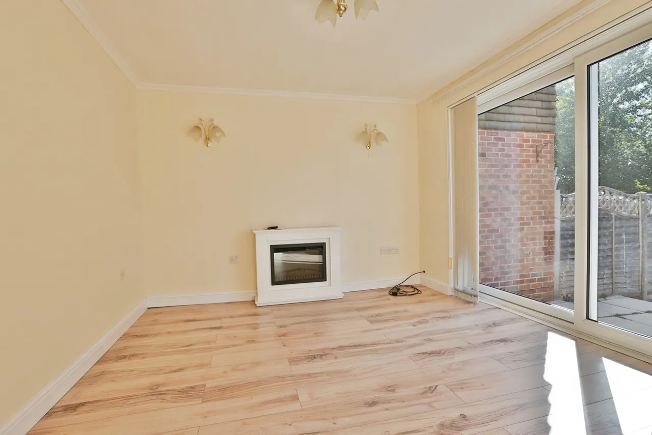 Burnham Road, Burton, BH23, photo 13