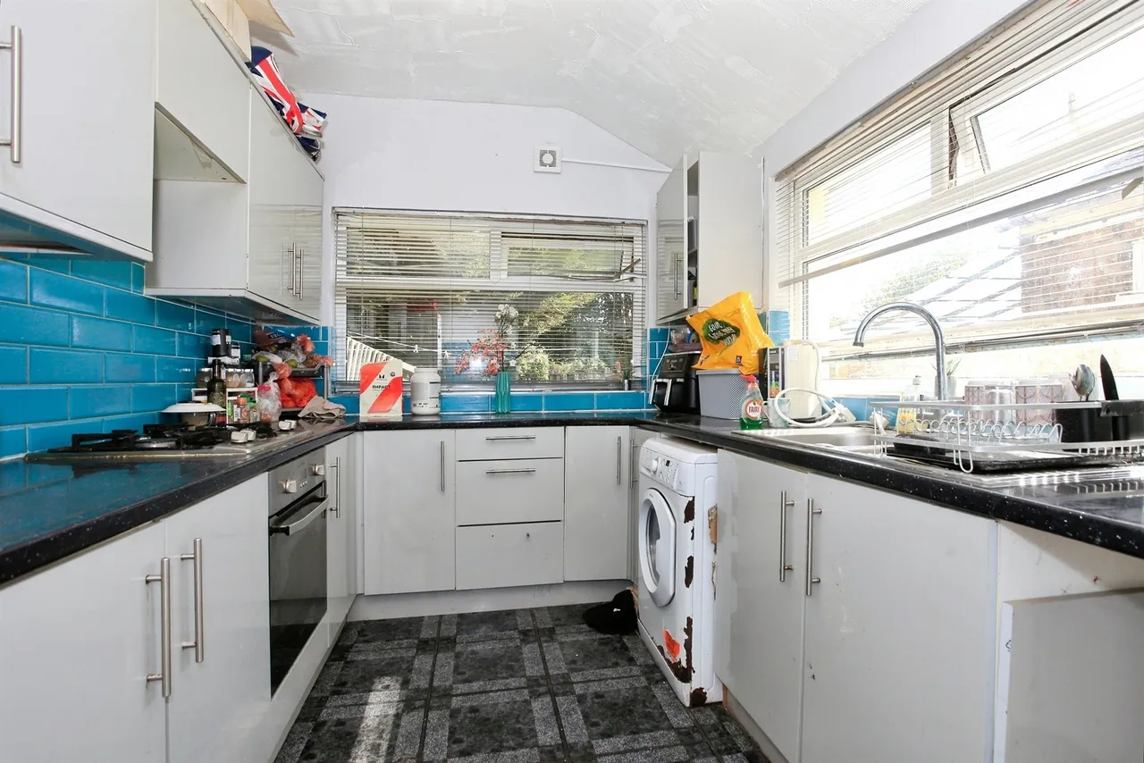 Lincoln Road, Peterborough, PE1, photo 2