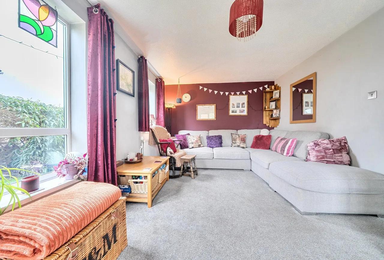 Borough Close, Gloucestershire, Kings Stanley, GL10 3LJ, photo 9