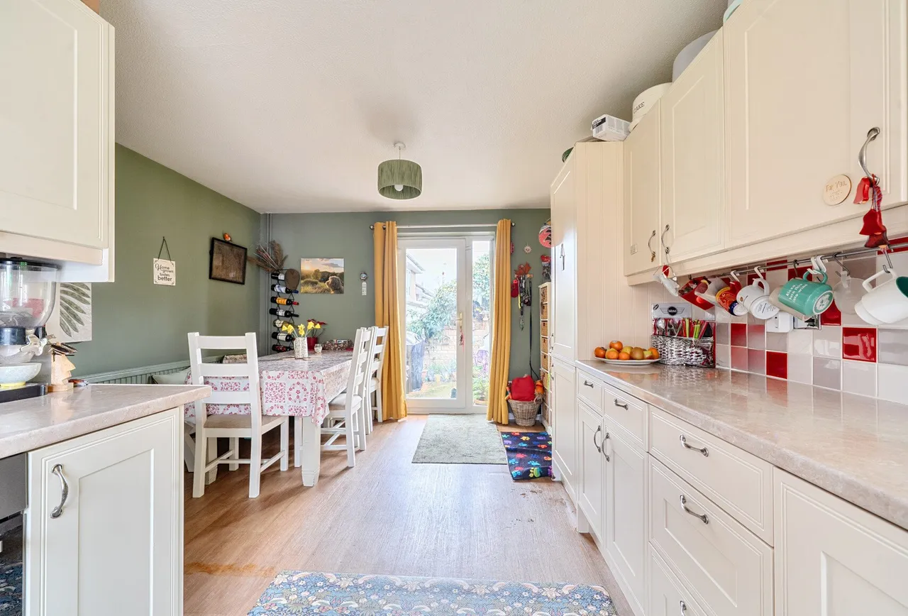 Borough Close, Gloucestershire, Kings Stanley, GL10 3LJ, photo 5
