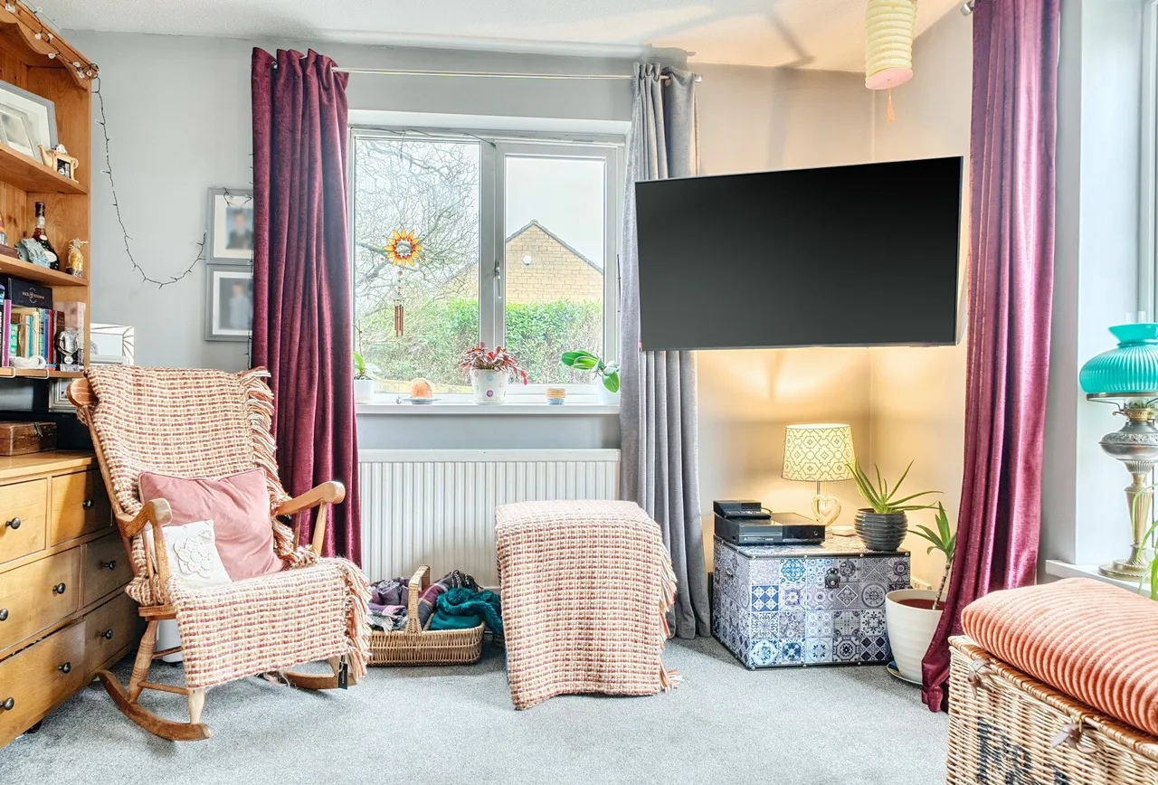 Borough Close, Gloucestershire, Kings Stanley, GL10 3LJ, photo 8