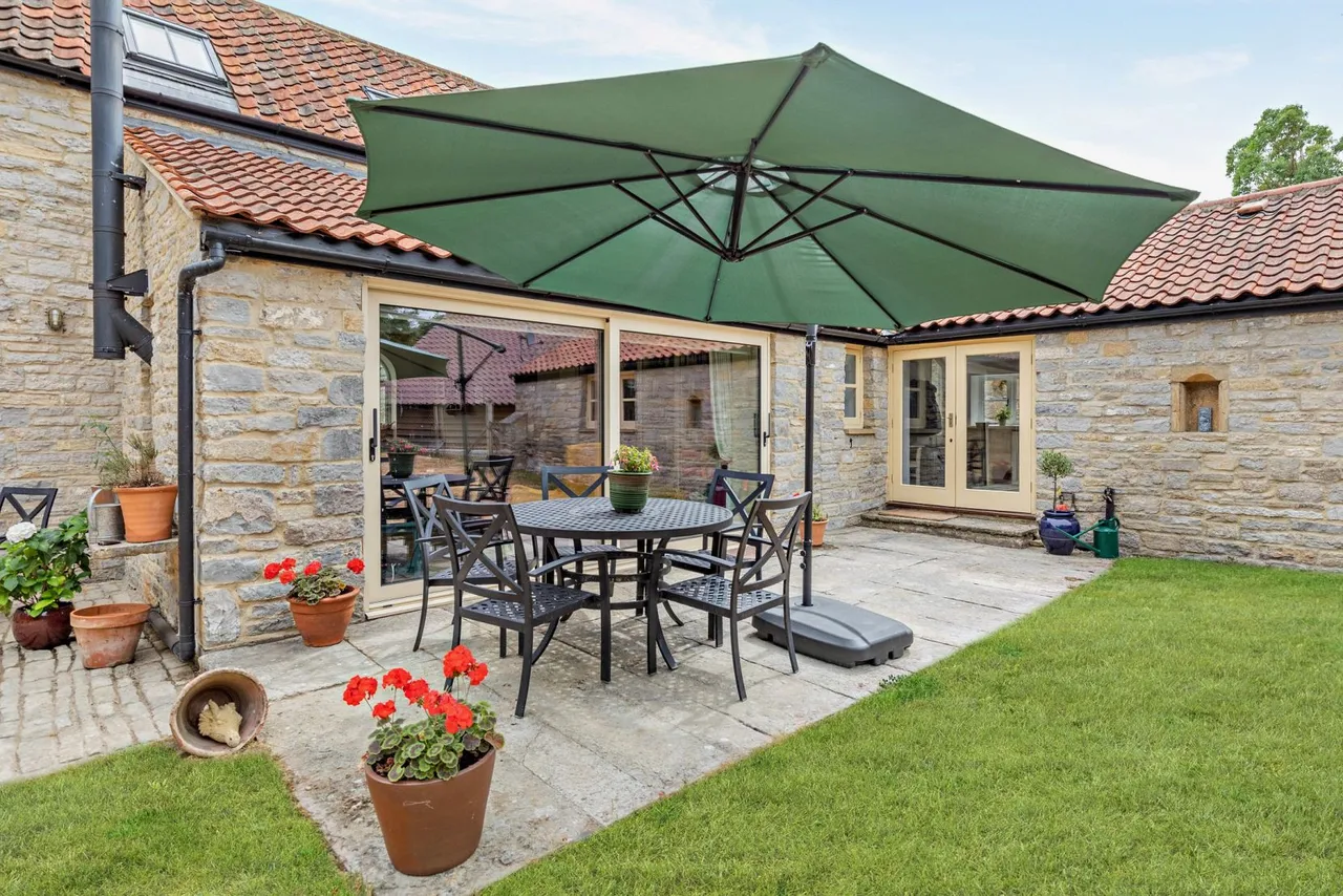 Top Street, Kingsdon, Somerton, Somerset, TA11 7JU, photo 6