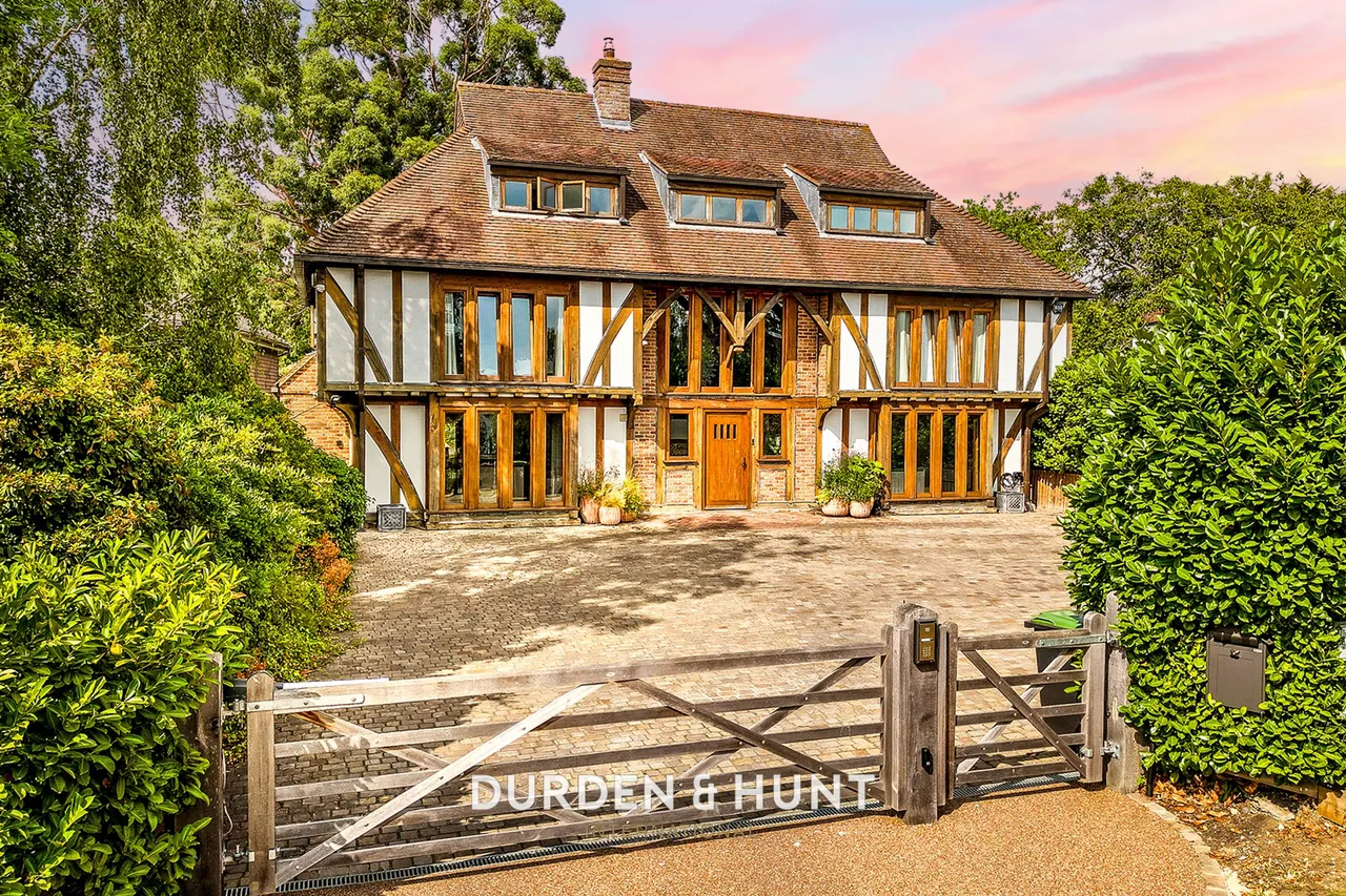 Traps Hill, Loughton, IG10, photo 62