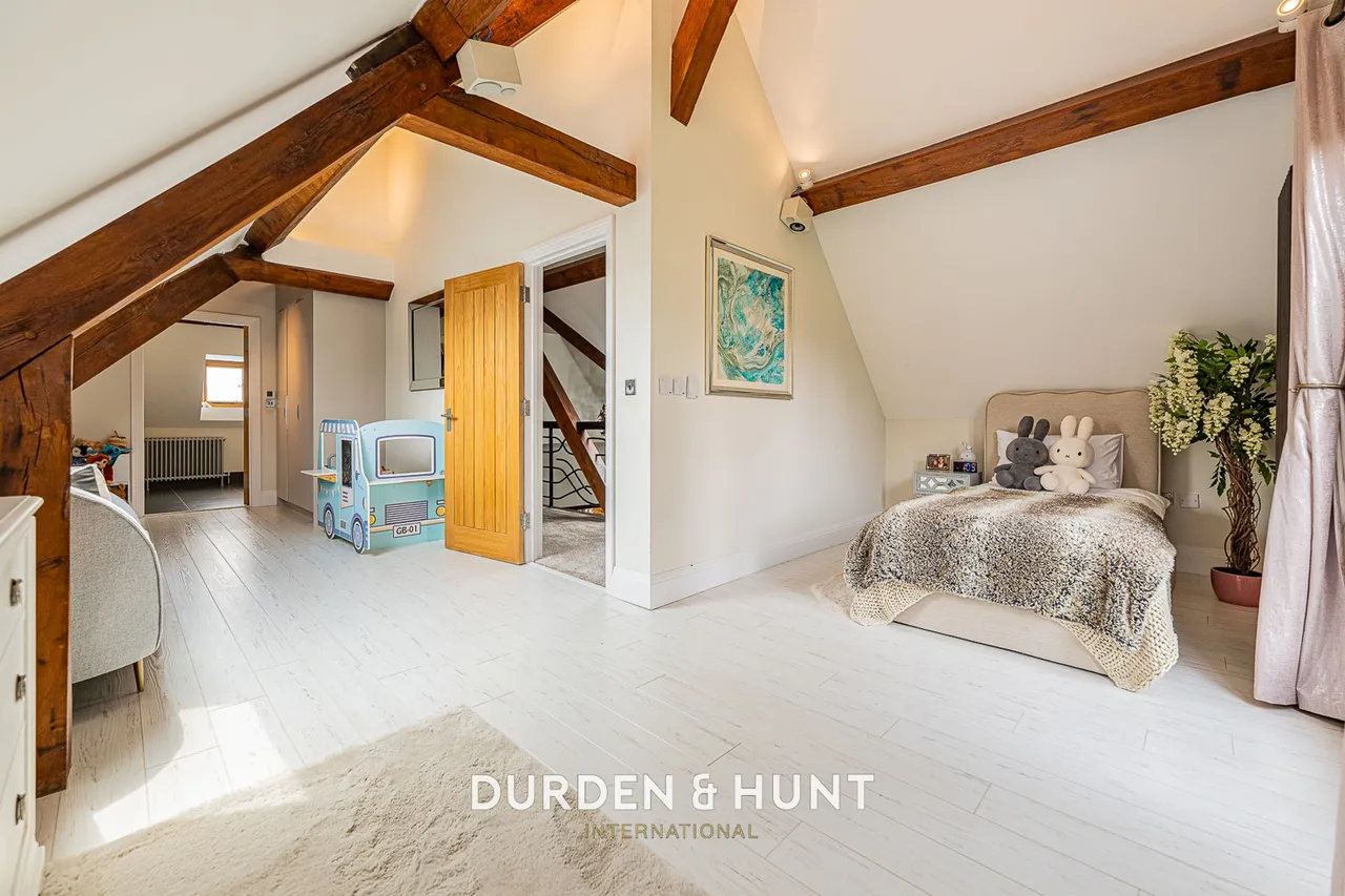 Traps Hill, Loughton, IG10, photo 48