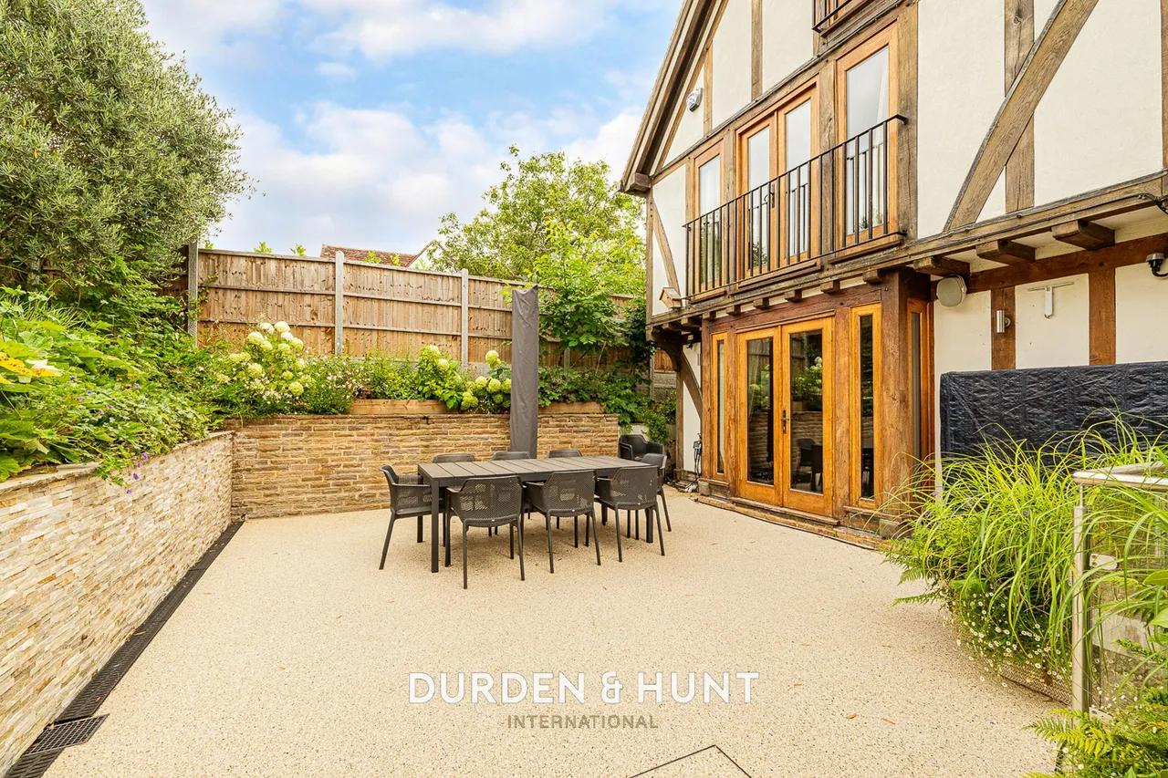 Traps Hill, Loughton, IG10, photo 54