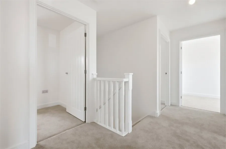 with 4 bedrooms in Saffron Walden, CB11, photo 6