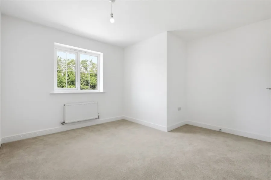 with 4 bedrooms in Saffron Walden, CB11, photo 10