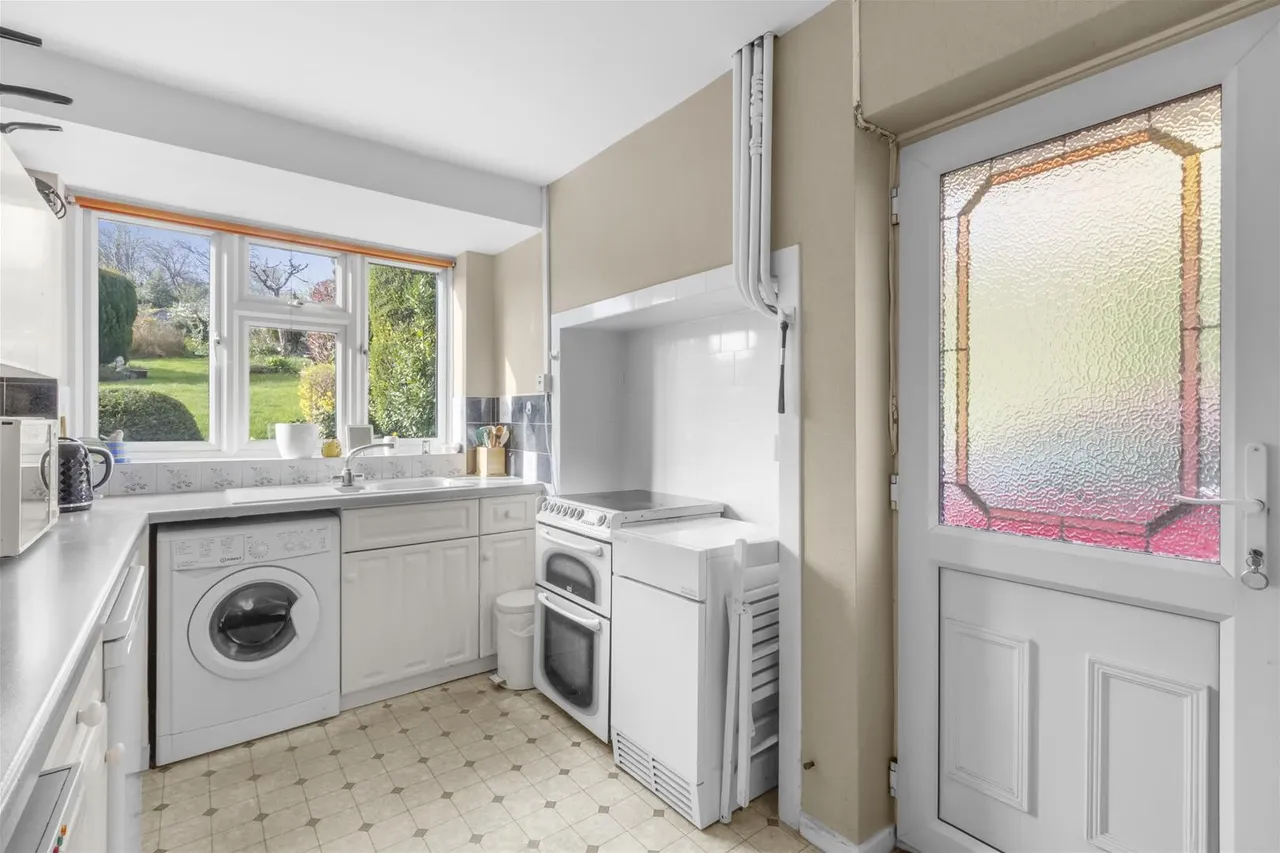 Westover Road, High Wycombe, HP13, photo 7