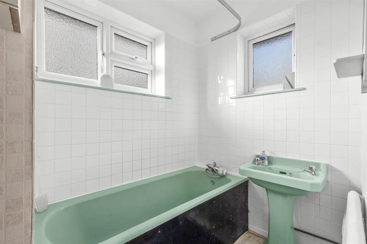 Westover Road, High Wycombe, HP13, photo 12