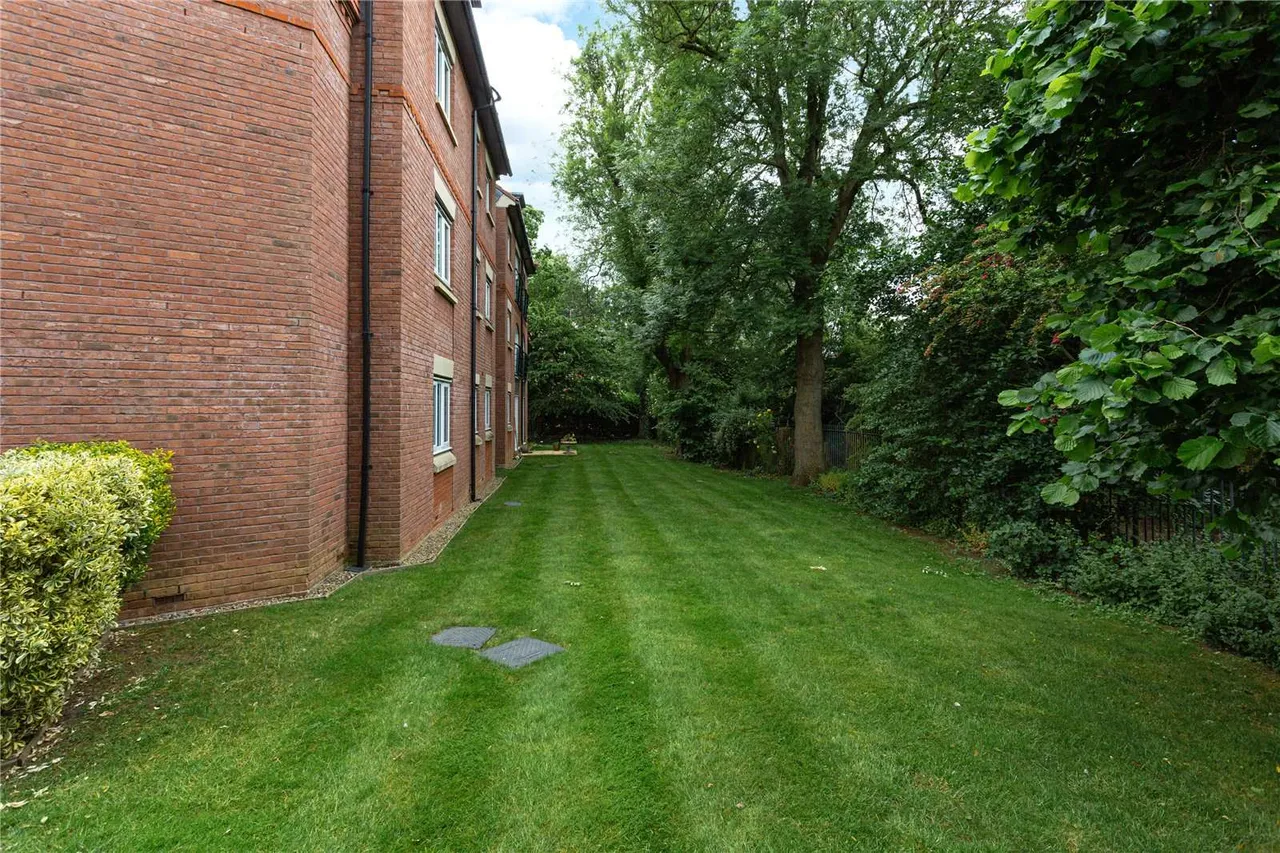 The Avenue, York, YO30, photo 14