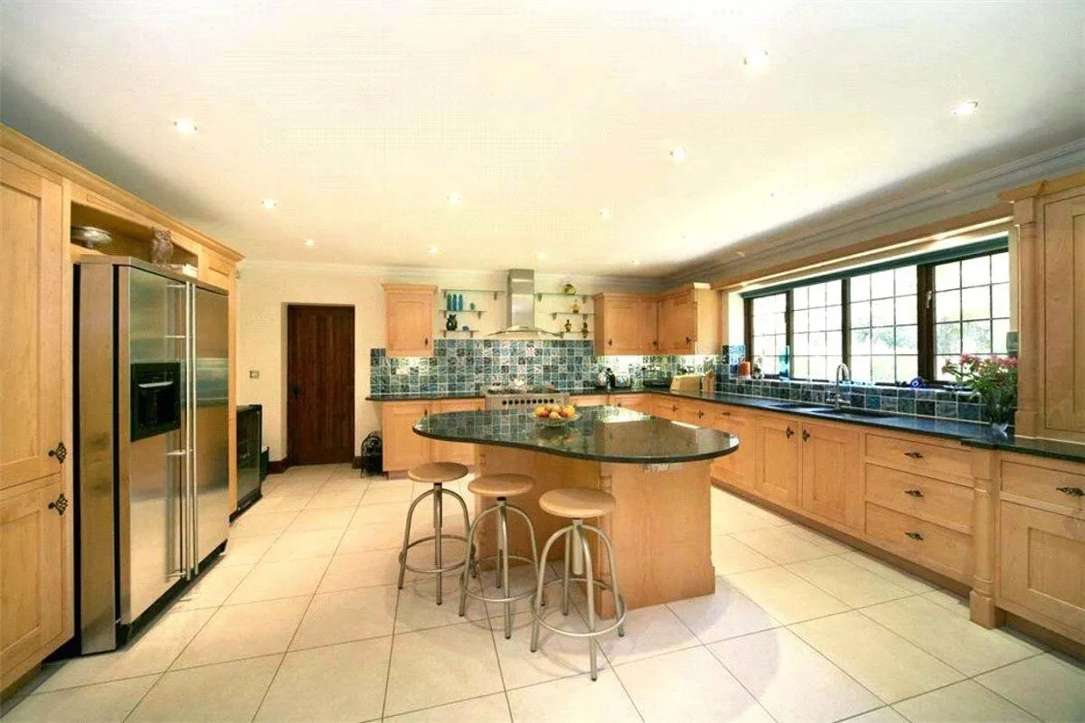 Westwood Road, Windlesham, GU20, photo 3