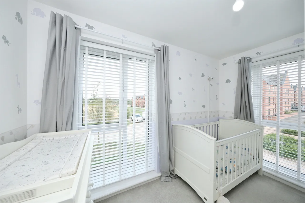 The Avenue, Wingerworth, Chesterfield, photo 9