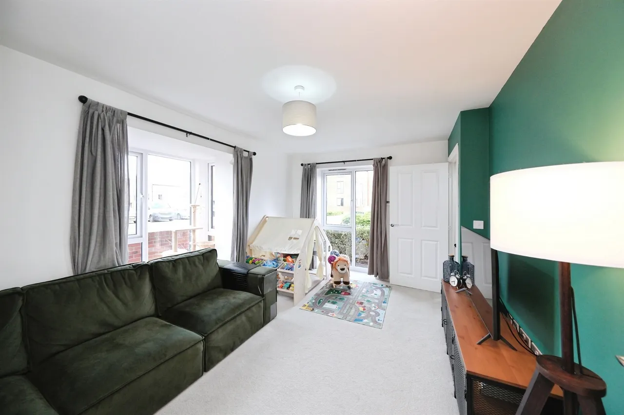 The Avenue, Wingerworth, Chesterfield, photo 3