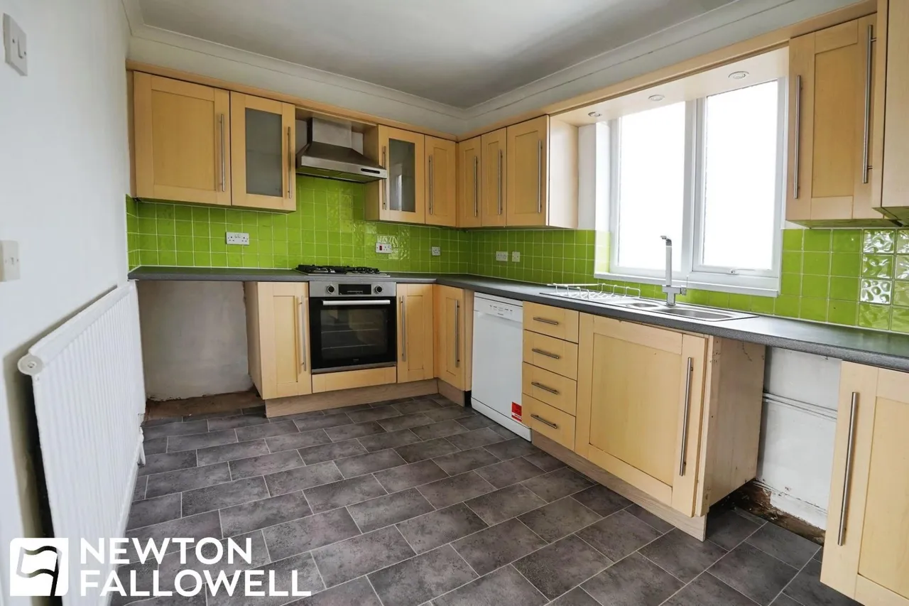 High Street, Retford, DN22, photo 2