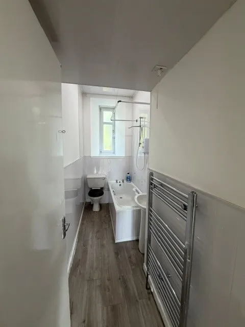 London Road, Bridgeton, G40, photo 10