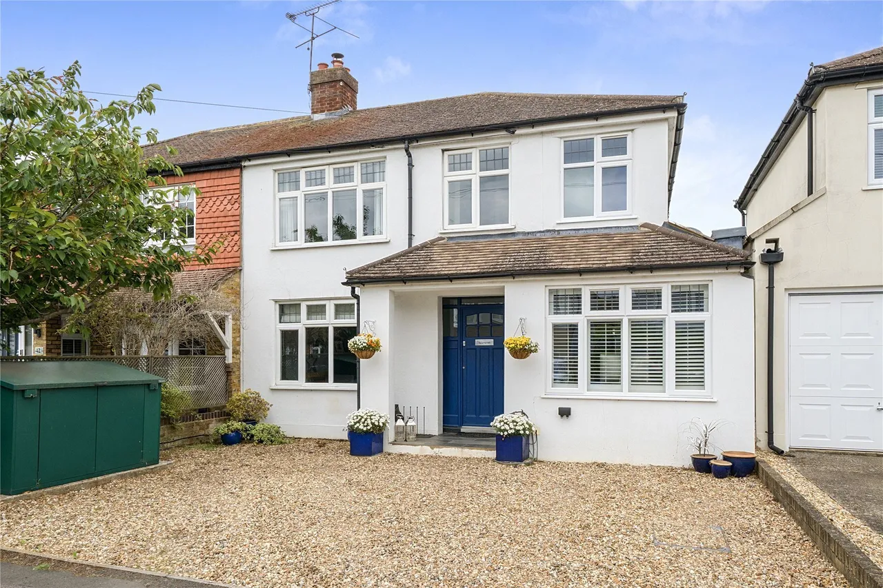 5 bed house for sale, Balmoral Crescent, West Molesey, KT8