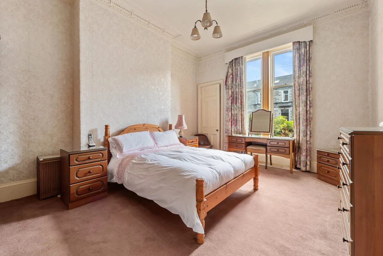 Main Door Flat, 42 Dinmont Road, Shawlands, G41 3UL, photo 6