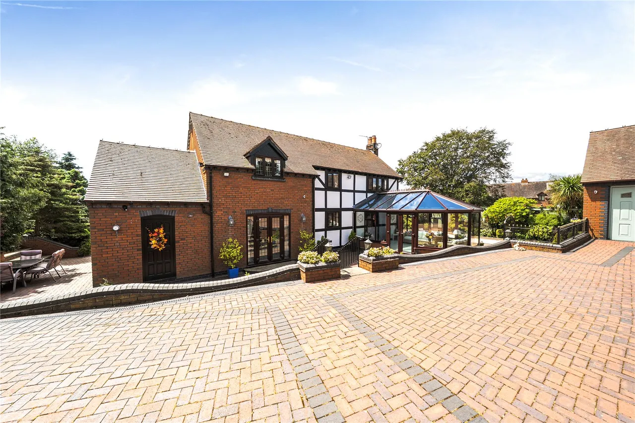 4 bed house for sale — Nash, Ludlow, Shropshire, SY8 3DD