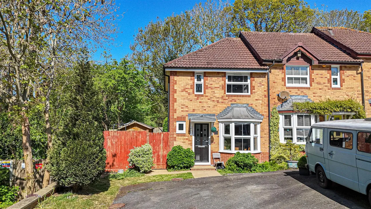 2 bed house for sale, Forge Way, St. Leonards-On-Sea