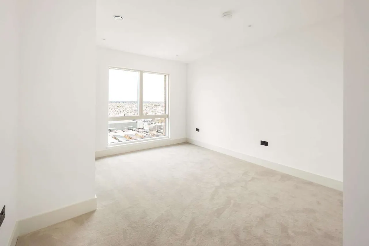 Monarch Square, London, SW11 1DF, photo 6