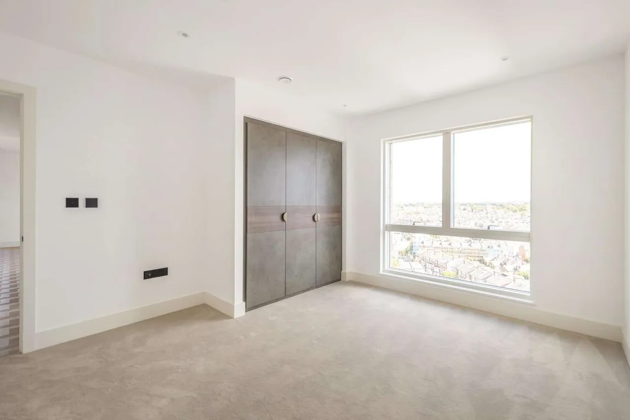 Monarch Square, London, SW11 1DF, photo 7