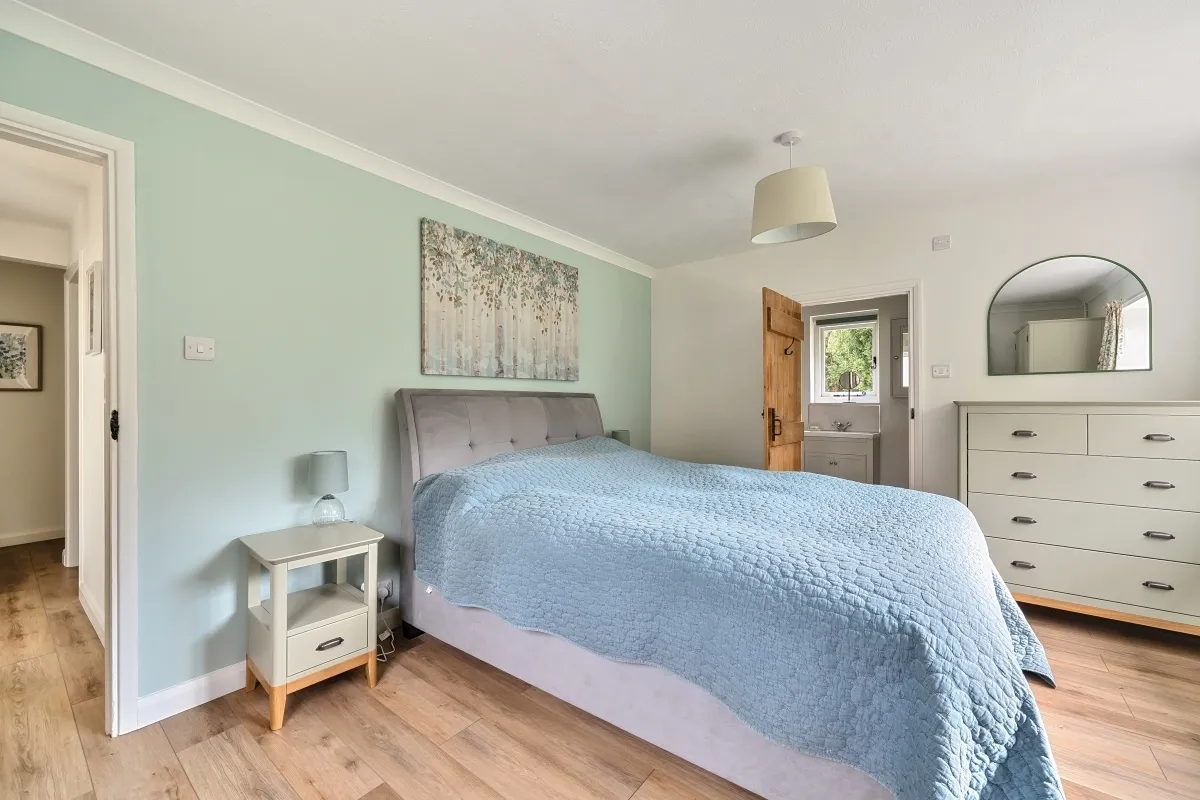Emms Lane, Brooks Green, RH13, photo 6
