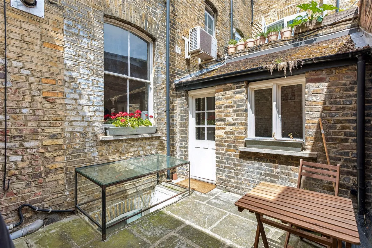 Broadway Market, London, E8, photo 11