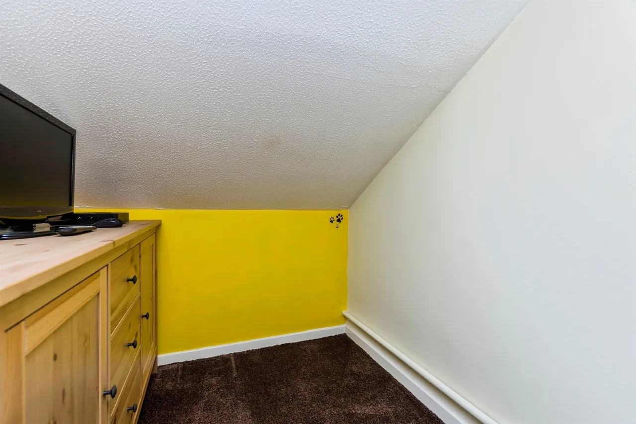 Calvin Walk, Crawley, RH11, photo 9