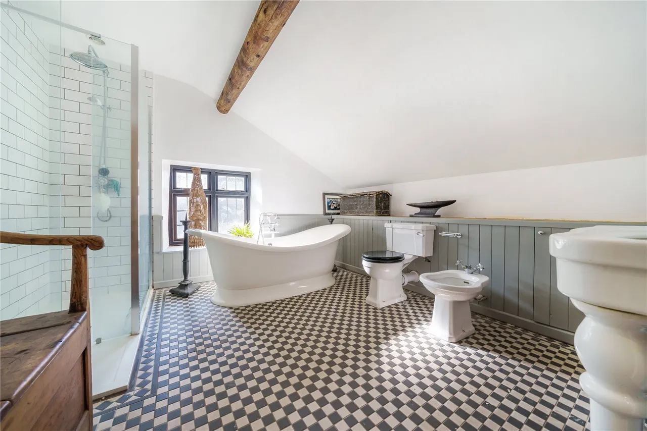 Tockington Green, Tockington, BS32, photo 8