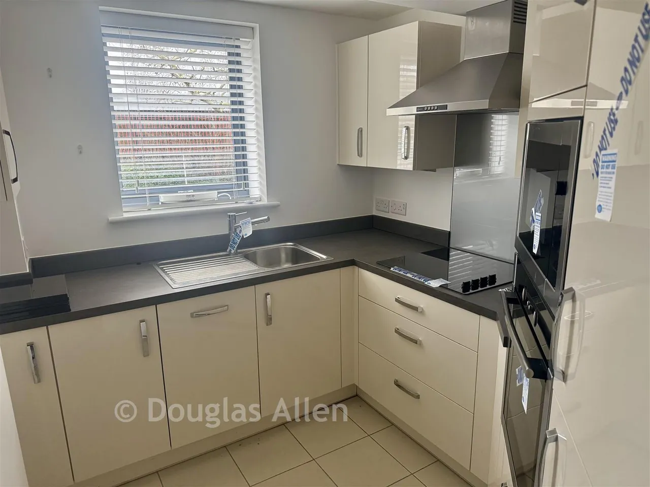 Alderton Hill, Loughton, IG10, photo 2