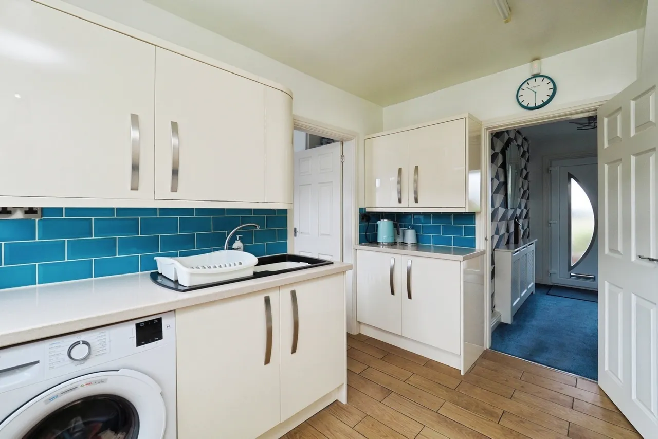 Dovenby Road, Clifton, Nottingham, NG11, photo 5