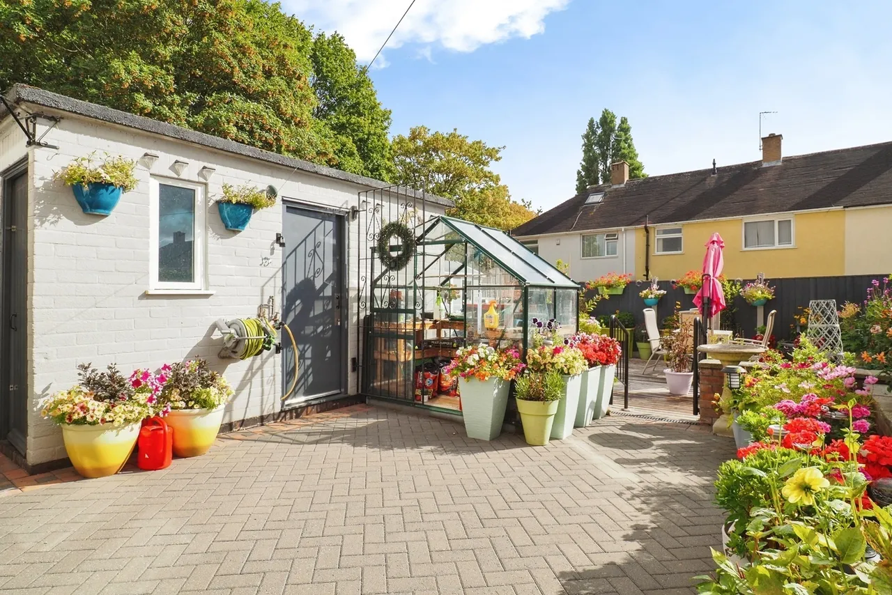 Dovenby Road, Clifton, Nottingham, NG11, photo 22