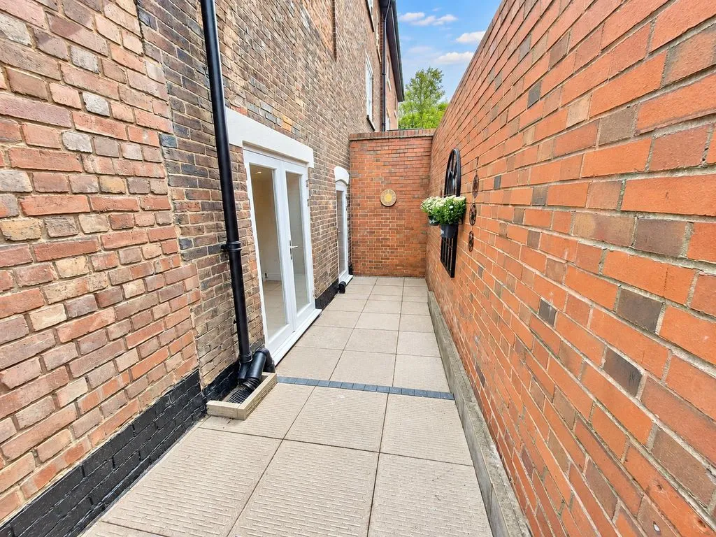 Little Aston Road, Aldridge, WS9, photo 11