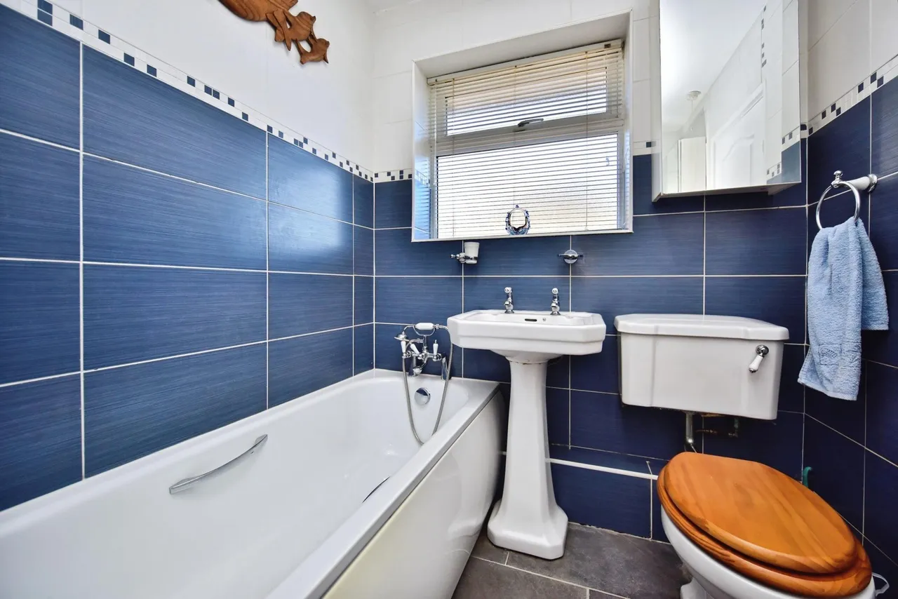 Windsor Drive, Sittingbourne, ME10, photo 15