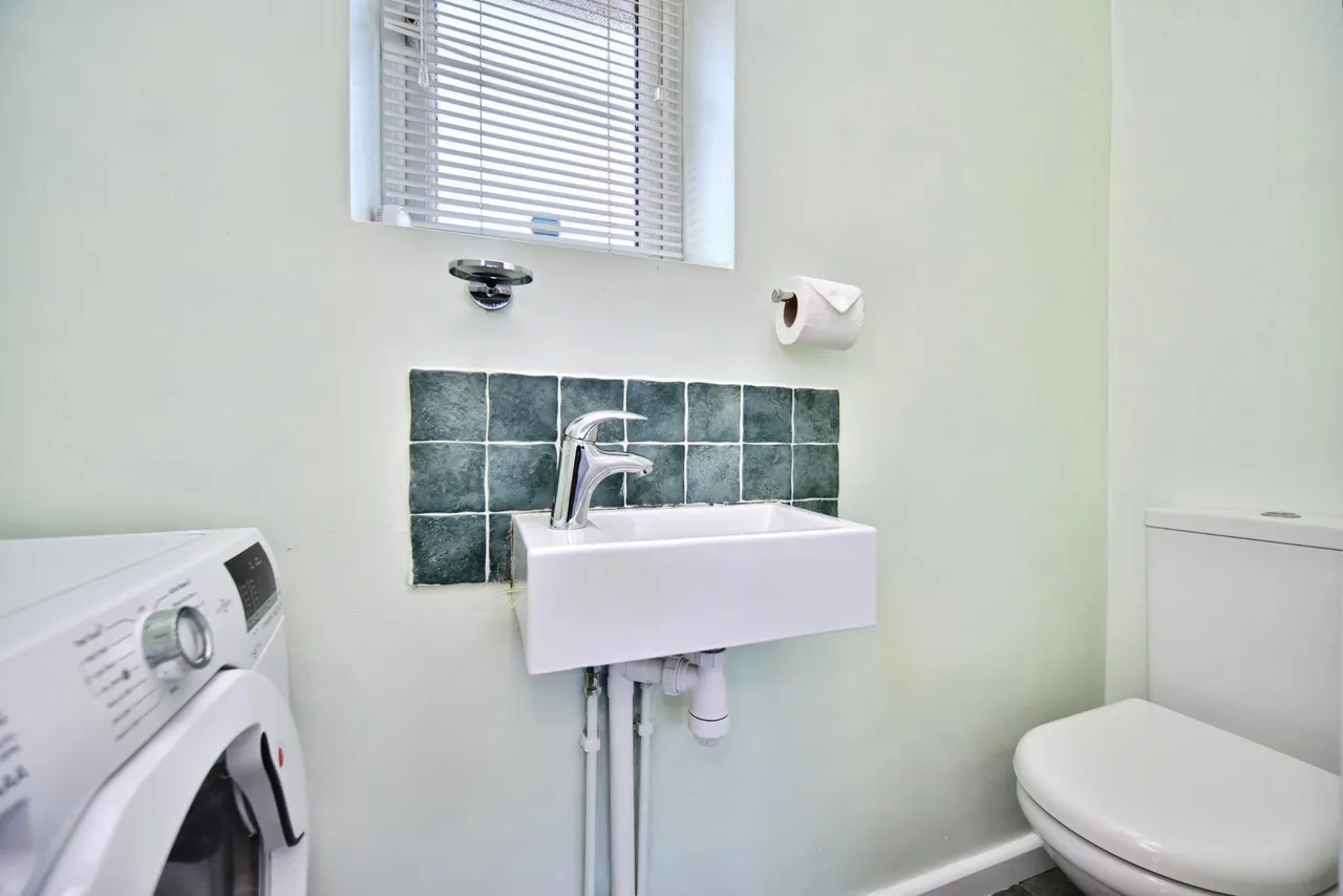 Windsor Drive, Sittingbourne, ME10, photo 9