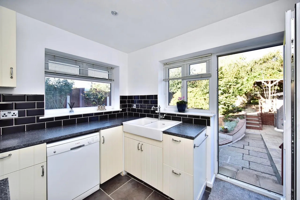 Windsor Drive, Sittingbourne, ME10, photo 8