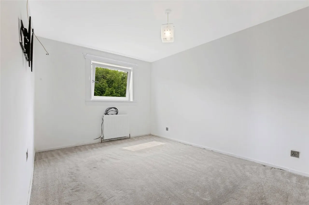Kaimes Avenue, Kirknewton, West Lothian, EH27, photo 14