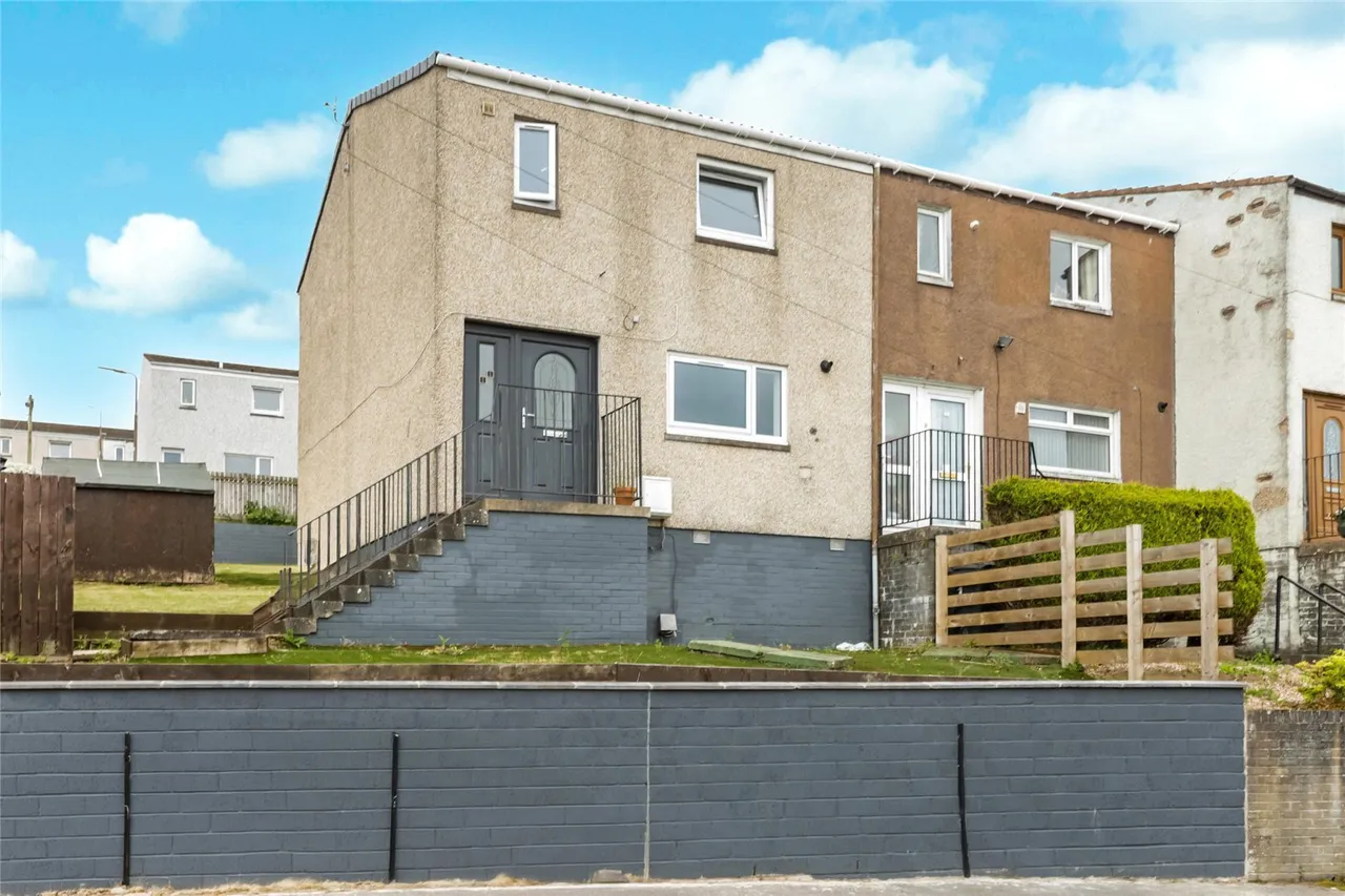3 bed house for sale — Kaimes Avenue, Kirknewton, West Lothian, EH27