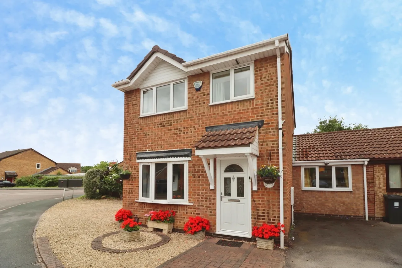 3 bed house for sale — Stanley Mead, Bradley Stoke, Bristol, BS32