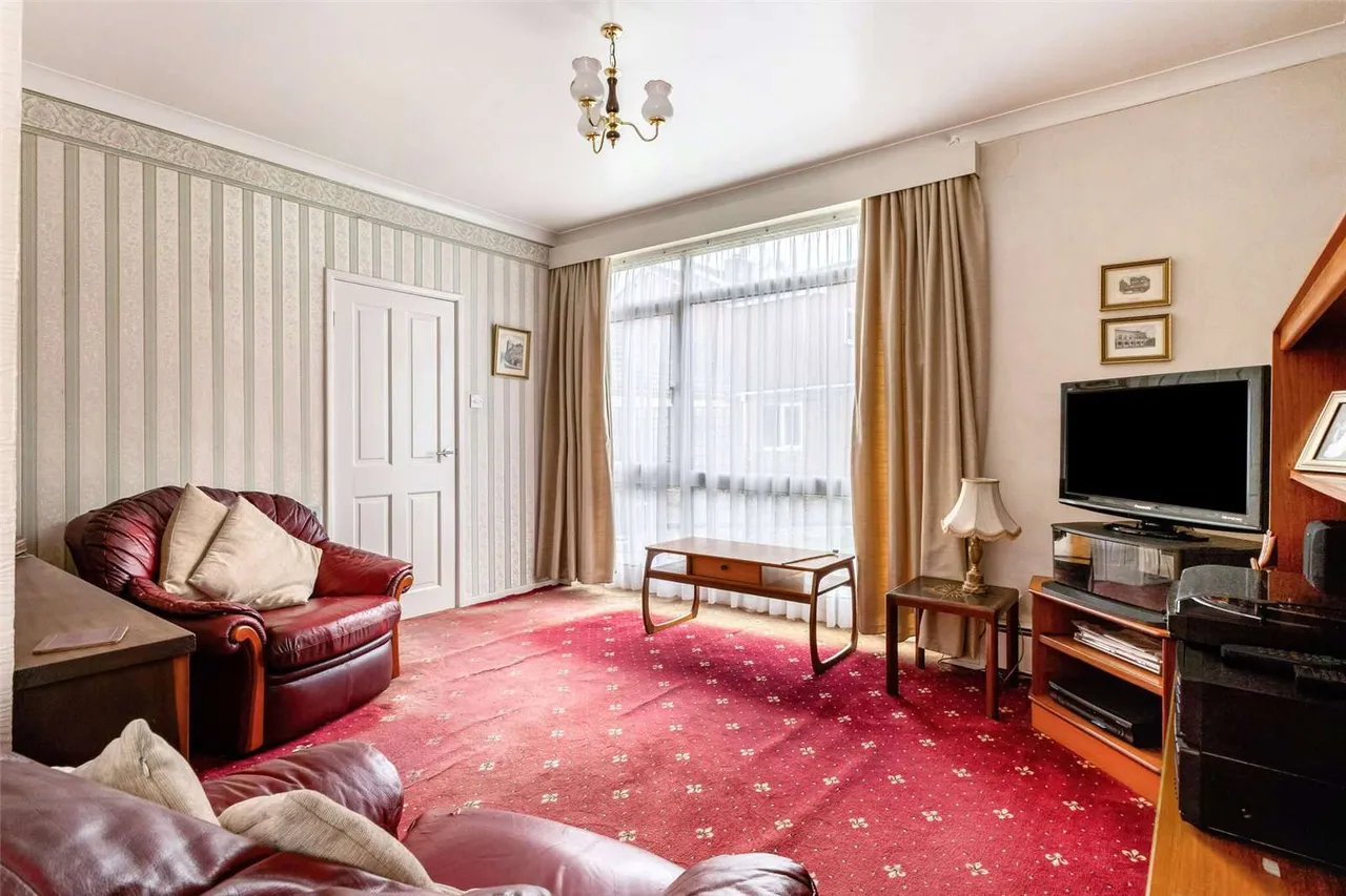 St. Johns Road, Chester, Cheshire, CH4 7AL, photo 3