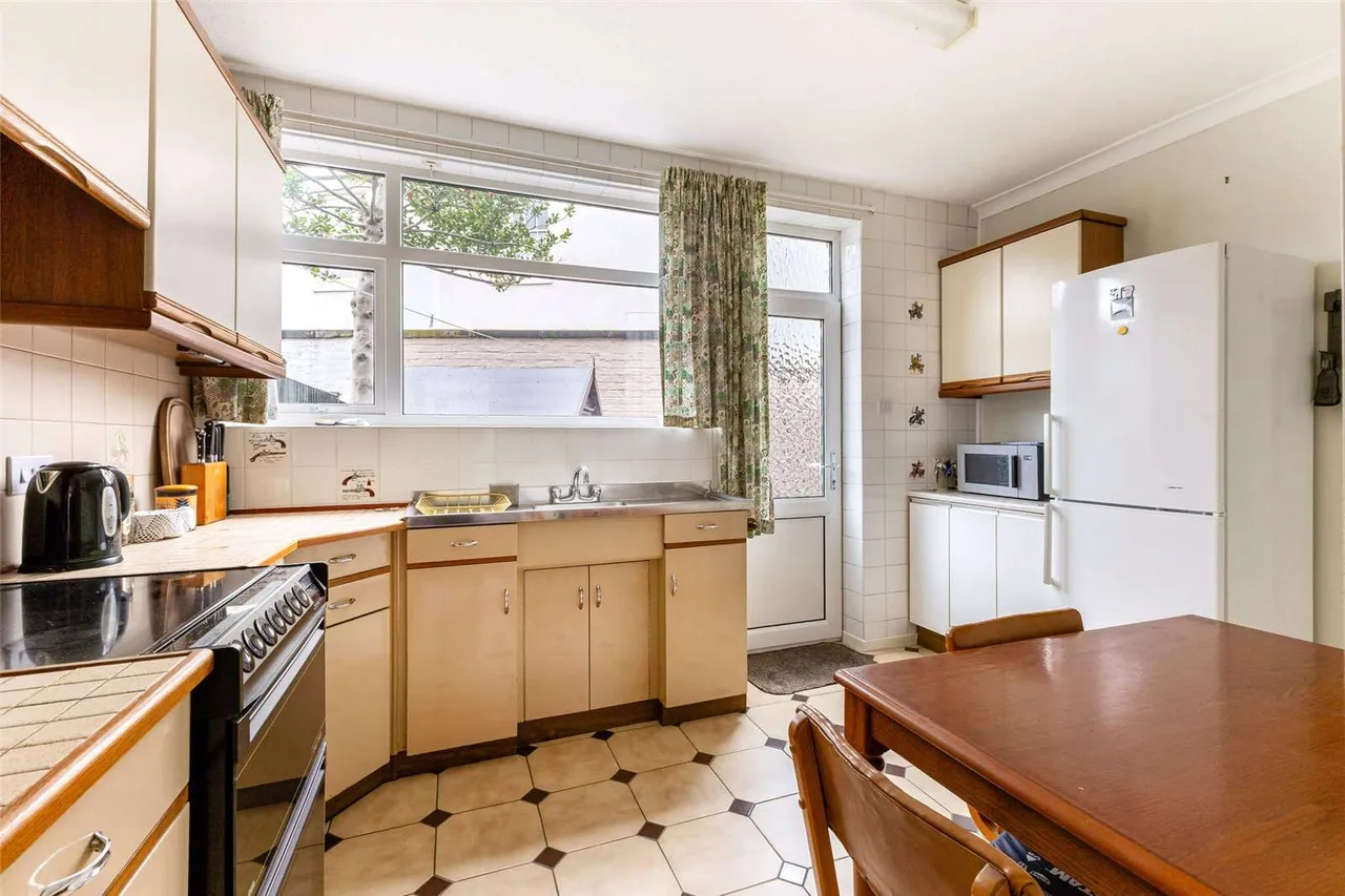 St. Johns Road, Chester, Cheshire, CH4 7AL, photo 6