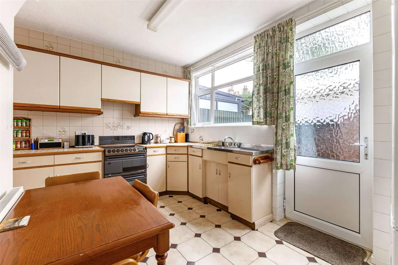 St. Johns Road, Chester, Cheshire, CH4 7AL, photo 5