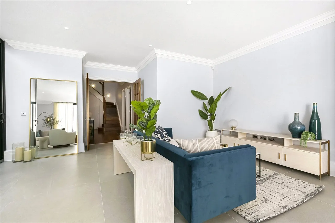 Kings Road, Richmond, TW10, photo 2