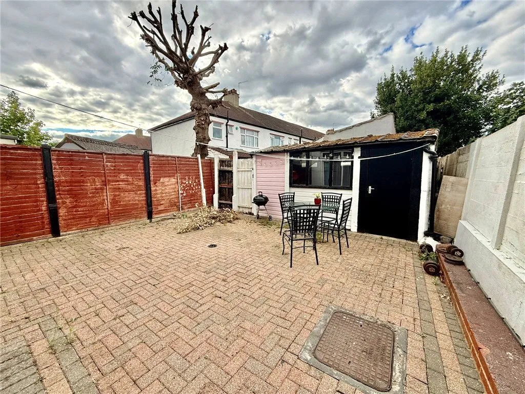 Colliers Water Lane, Thornton Heath, CR7, photo 12