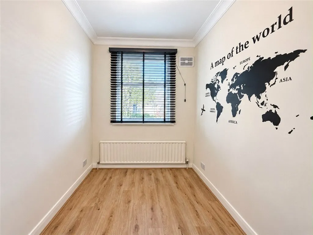 Colliers Water Lane, Thornton Heath, CR7, photo 6