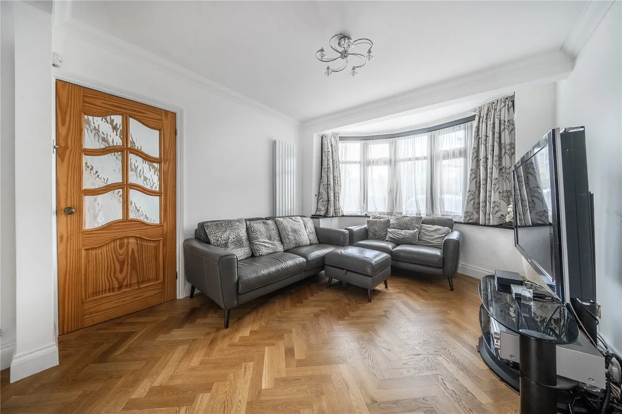 Woodhouse Avenue, Perivale, UB6, photo 13