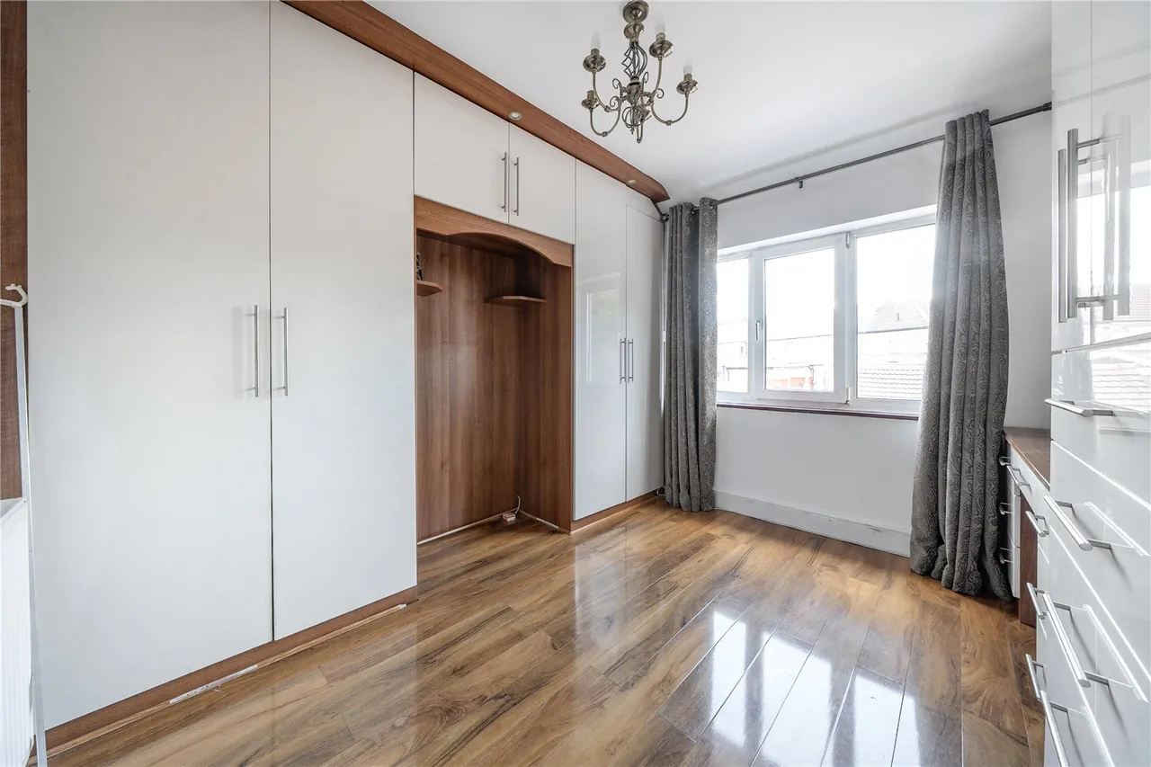 Woodhouse Avenue, Perivale, UB6, photo 8