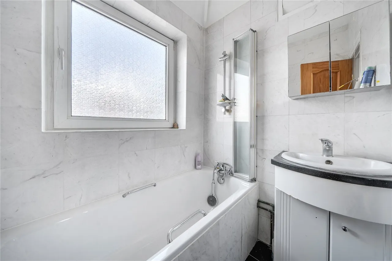 Woodhouse Avenue, Perivale, UB6, photo 9