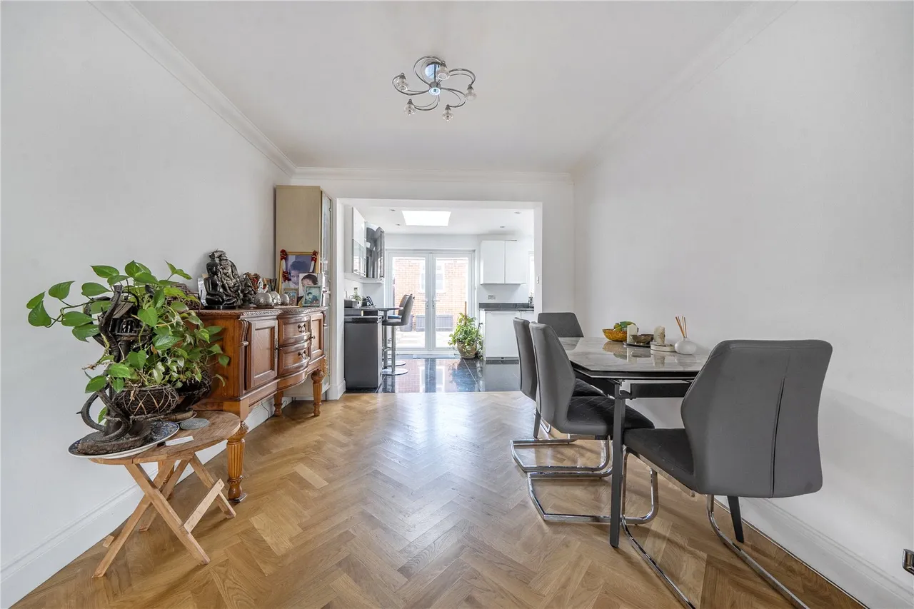 Woodhouse Avenue, Perivale, UB6, photo 12